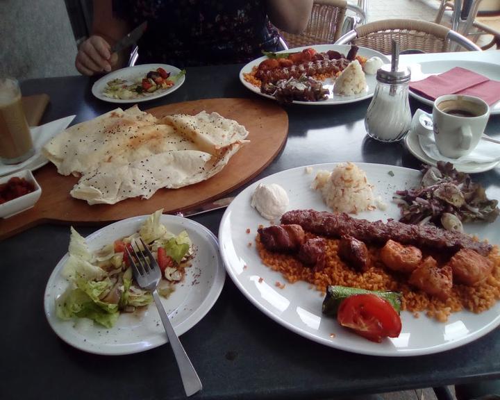 DIWAN Ocakbasi Türkisches Restaurant